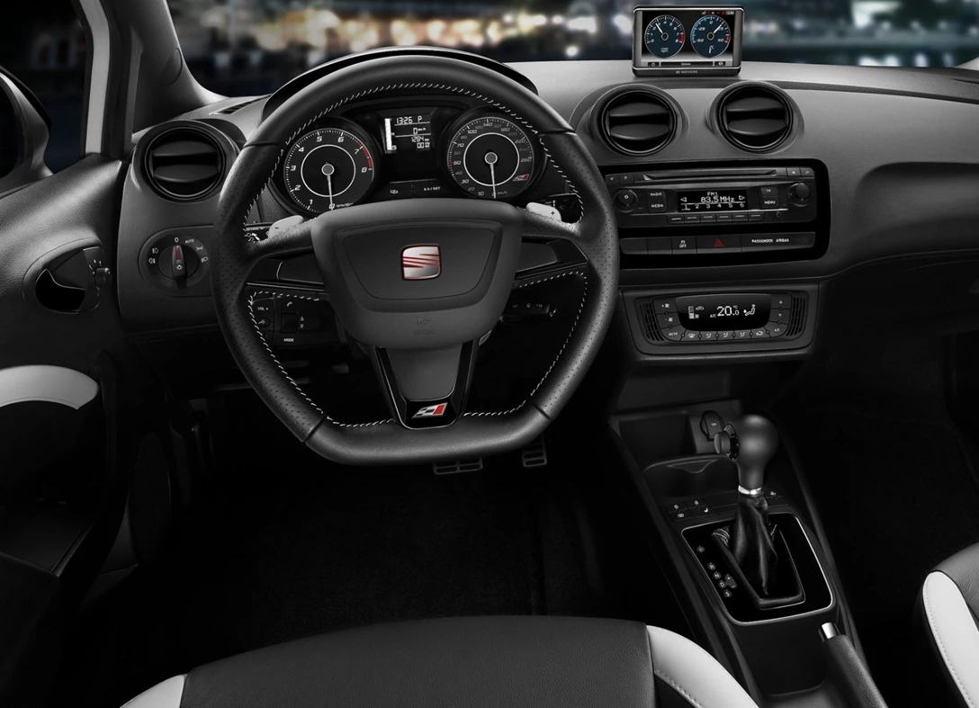1644797-Seat-Ibiza_Cupra-2014-13.jpg