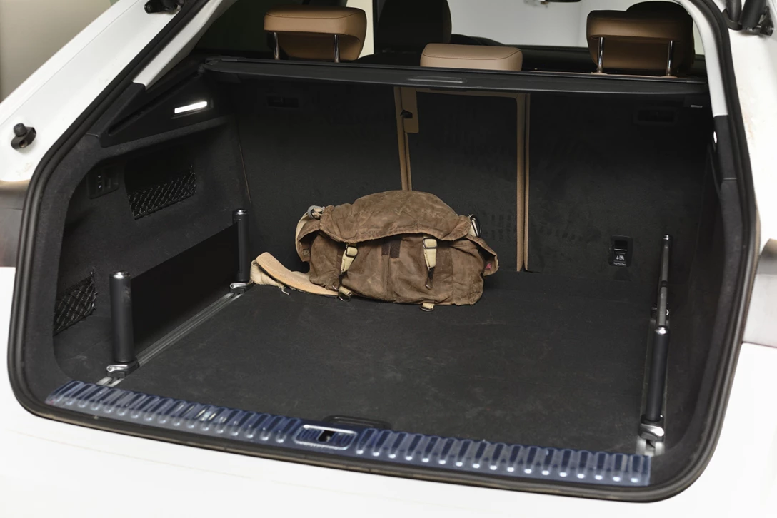 1606633-אודי Q8 מבחן דרכים  (10).jpg