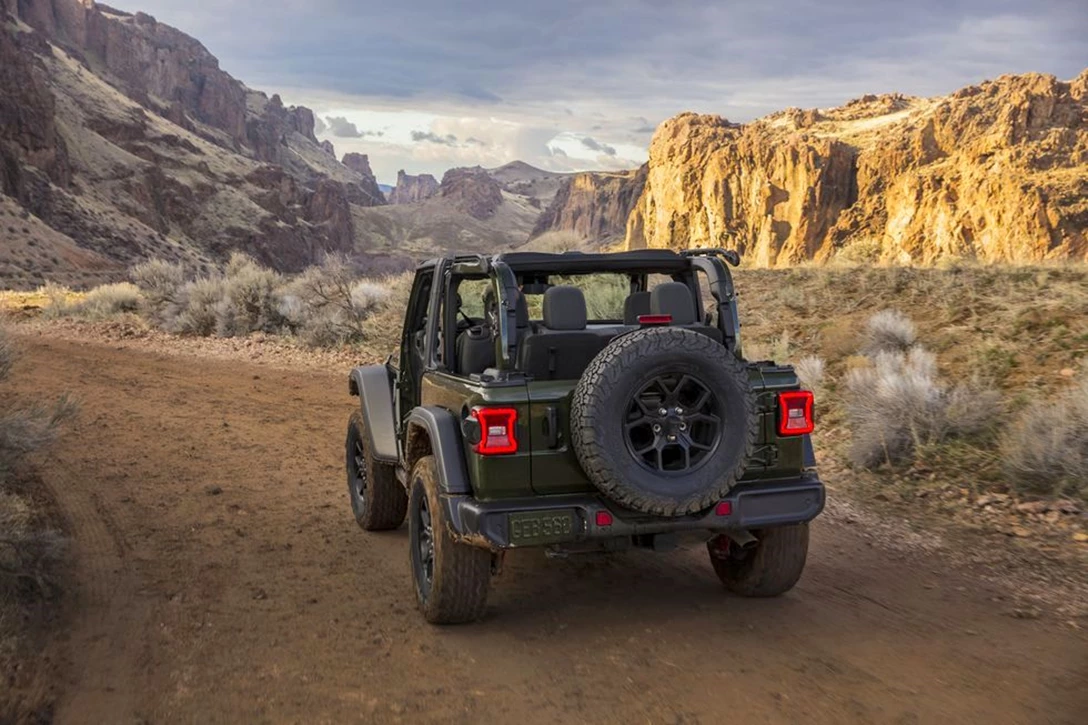 1680858-2024-jeep-wrangler-willys-exterior-105-642c2c962ca0b.jpg