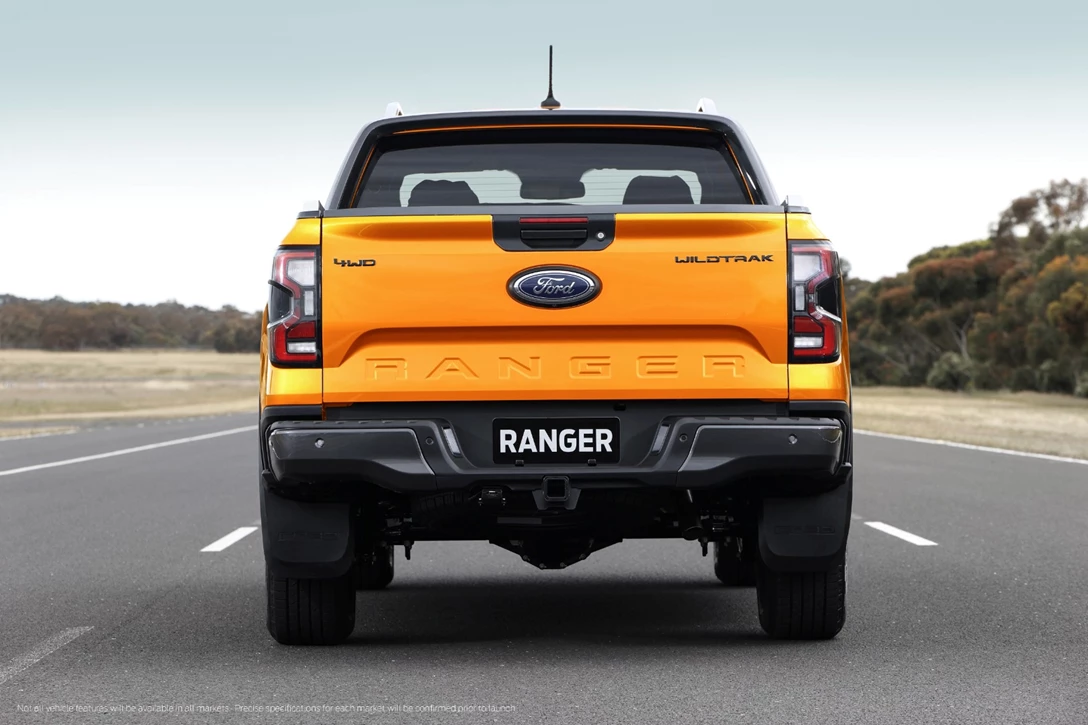 1653066-2022Ford_NextGenRanger_Wildtrak_Rear_static_tarmac.jpg