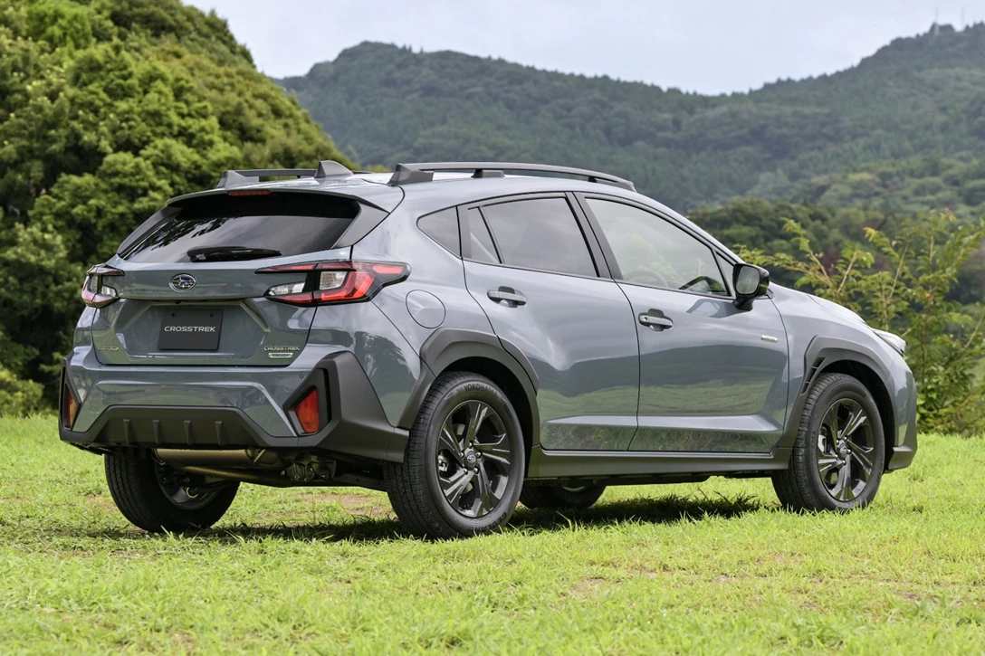 1667805-subaru-crosstrek-3.jpg