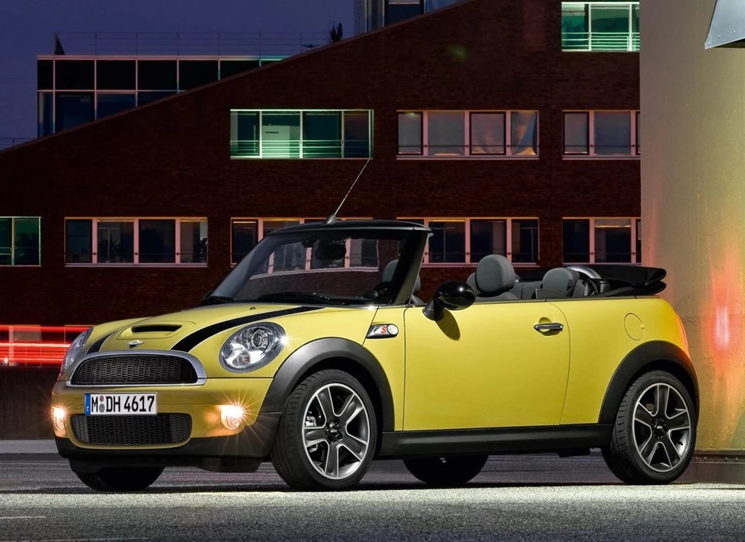 1660908-Mini-Cooper_S_Convertible-2014-01.jpg