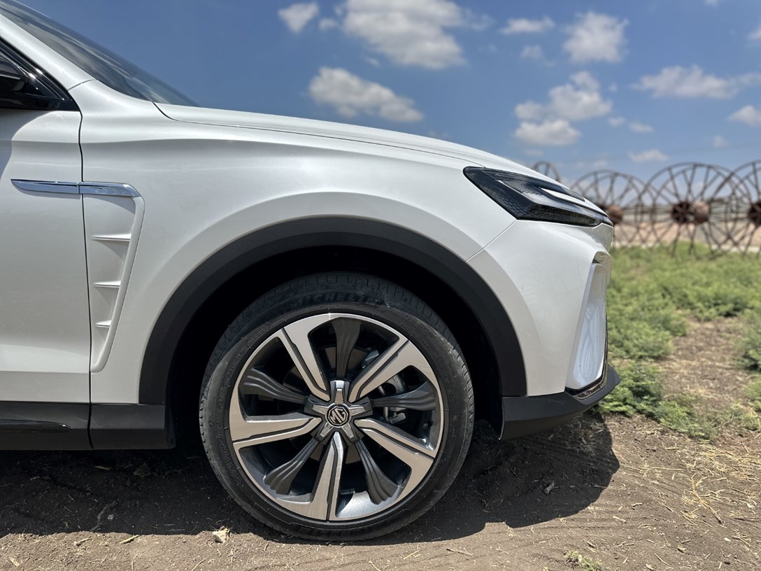 1684857-MG MR - 40-min.jpeg