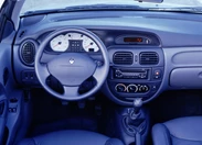 1600820-Renault-Megane_Convertible-1999-1600-02.jpg