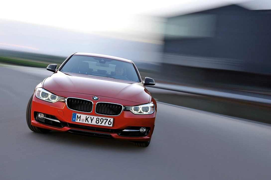 ב.מ.וו סדרה 3 2011