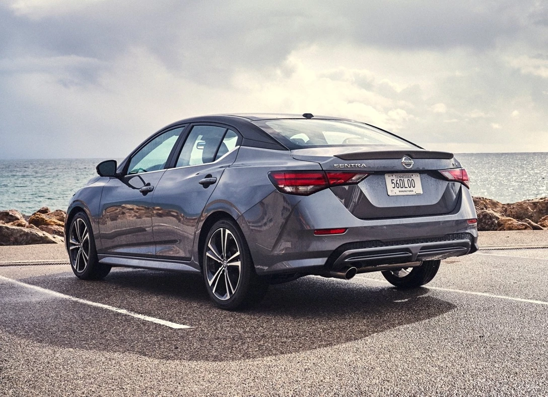 1675259-Nissan-Sentra-2020-1600-22.jpg