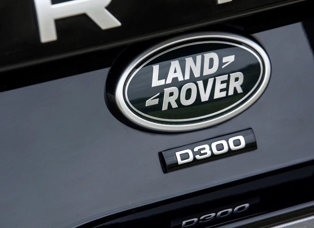 1668851-Land_Rover-Discovery-2022-11.jpg
