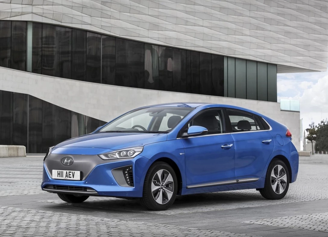 1652064-Hyundai-Ioniq-2019-02.jpg