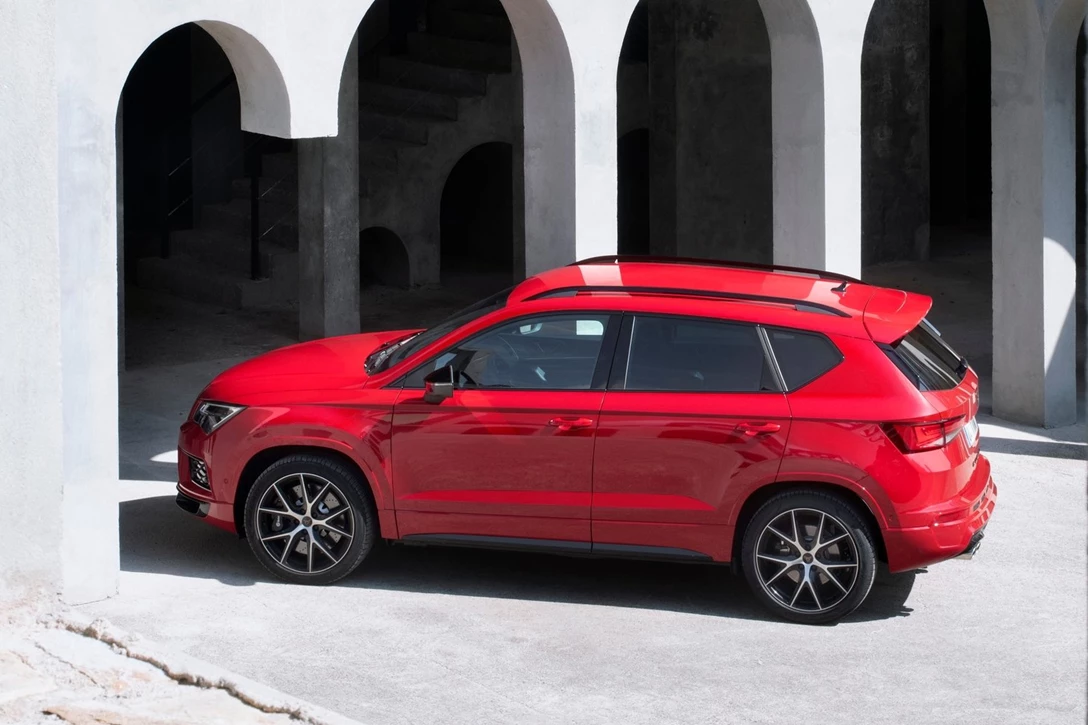 1614430-04-Seat-Ateca_Cupra-2019-1600-15.jpg