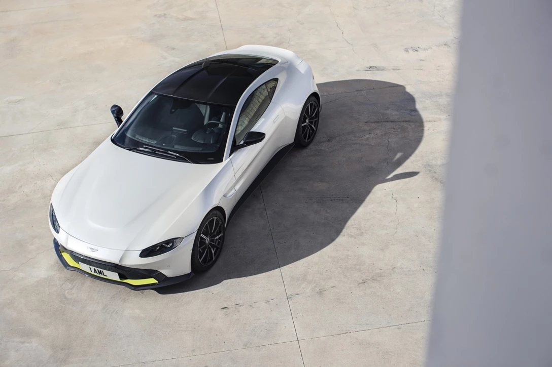 1599158-אסטון מרטין ואנטג מבחן דרכים השקה (58).jpg