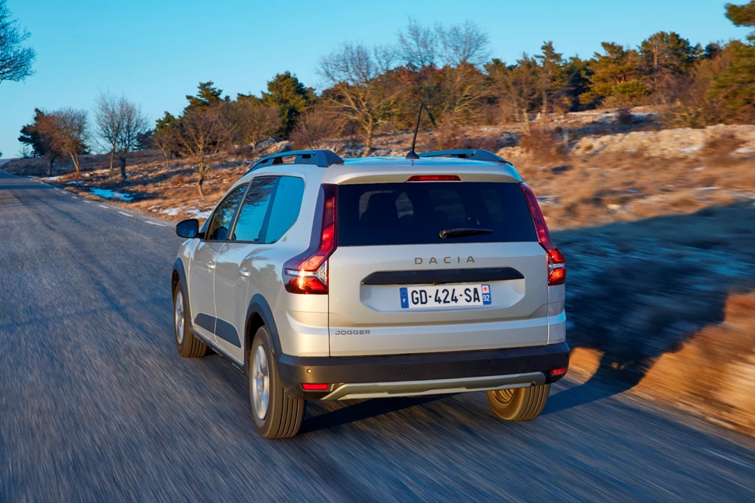 1662488-2022 - New Dacia Jogger Moonstone Grey (10).jpg