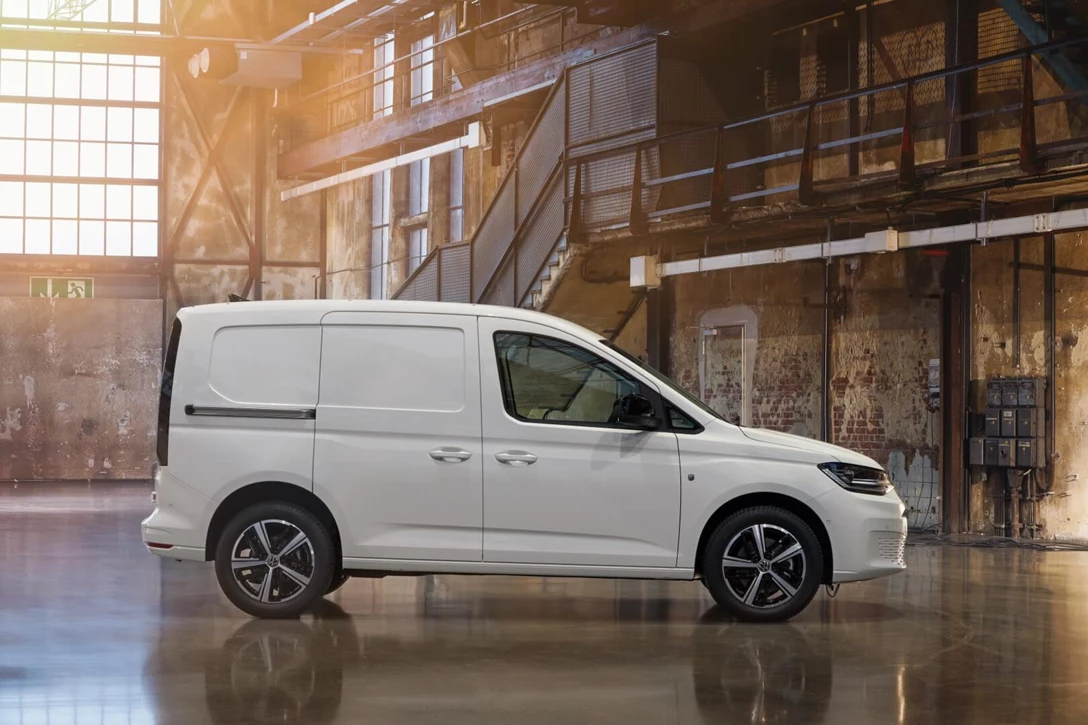 1630523-Caddy Cargo_20200219_008.jpg