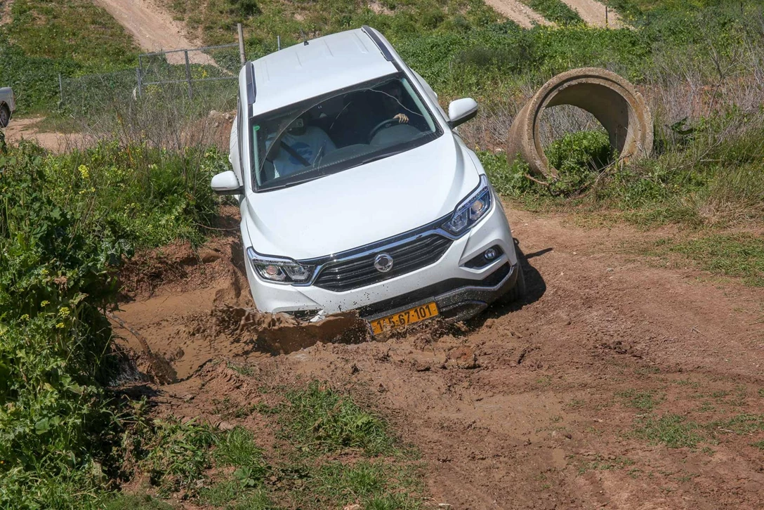 1592745-סאנגיונג רקסטון (6).jpg