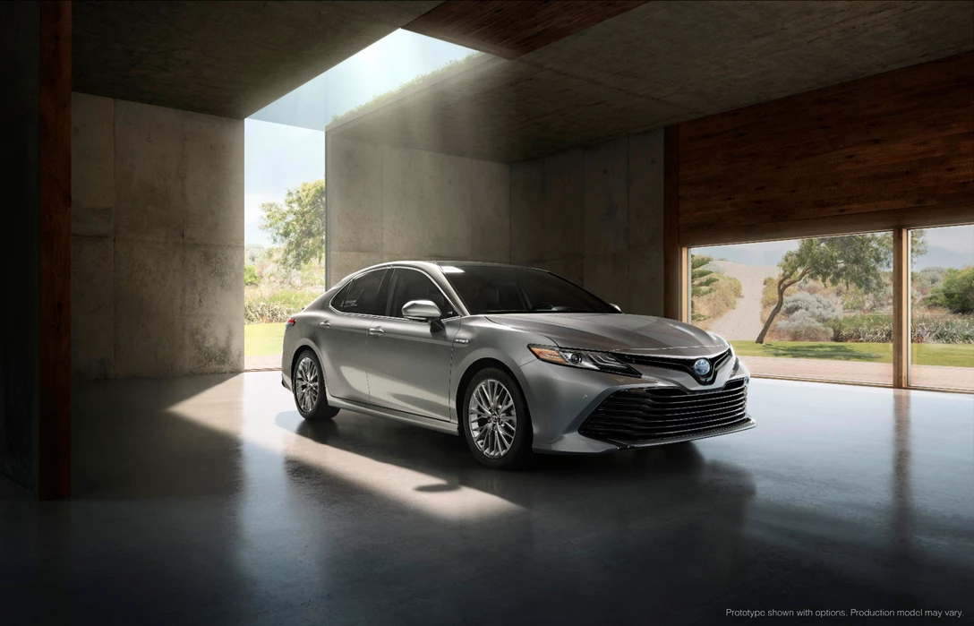 1582681-2018_Toyota_Camry_Hybrid_XLE_01_34B6AB8747324E4E49AC840CC4397F7FD0199475.jpg