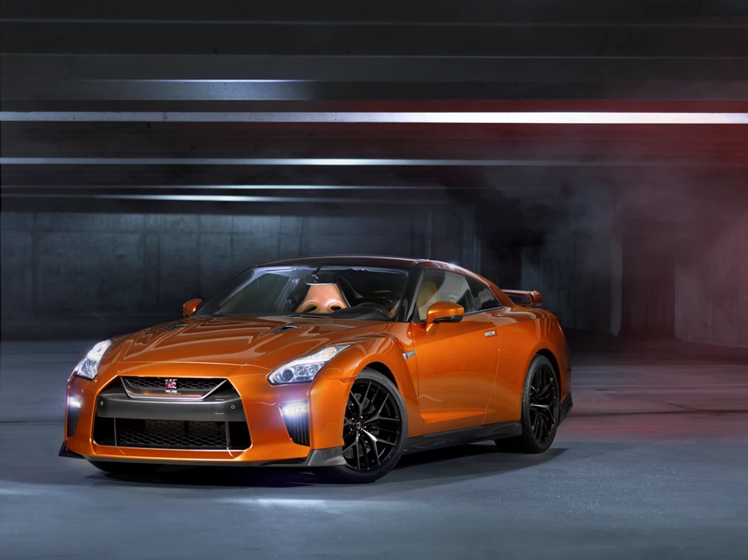 1582609-2017_nissan_gtr_22.jpg