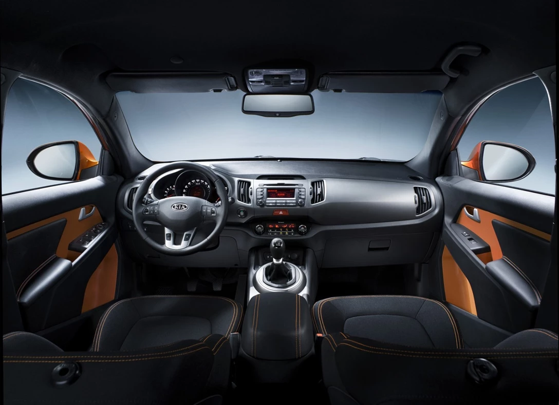 1651003-Kia-Sportage-2013-06.jpg