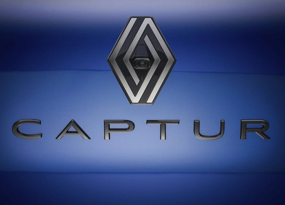 1701780-Renault-Captur E-Tech Hybrid-2024-12-FL.jpg