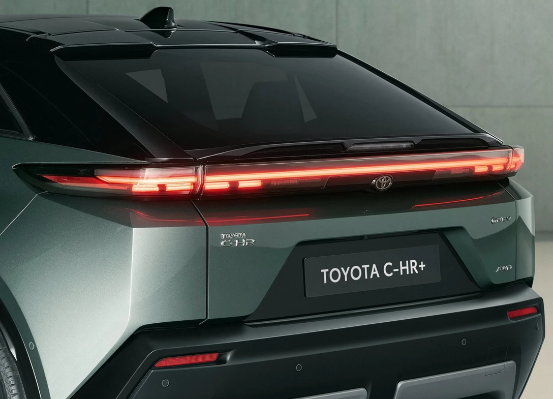 Toyota-C-HR+-2026-15.jpg.jpg