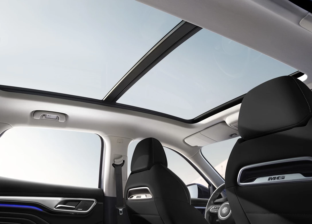 1651178-MG-Marvel-R-Electric-Panoramic-Sunroof-RGB.jpg