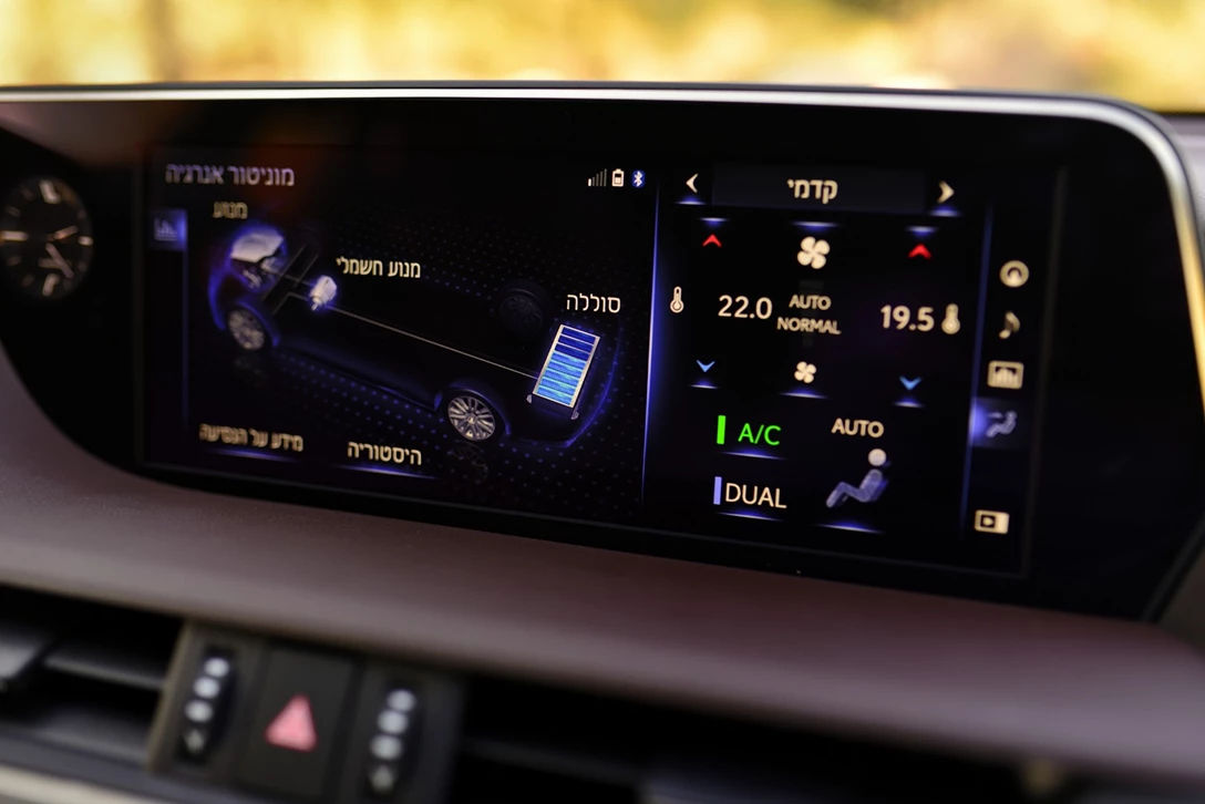 1612119-לקסוס ES - מבחן דרכים (11).jpg