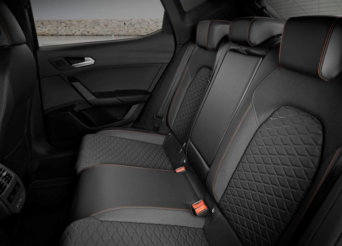 1694440-Seat-Leon-2024-10.jpg