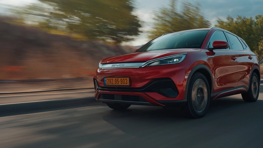 1672424-BYD ATTO 3.00_17_53_15.Still010 copy.jpg