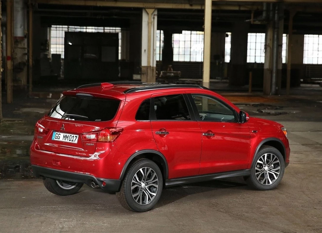 1640700-Mitsubishi-ASX-2018-02.jpg
