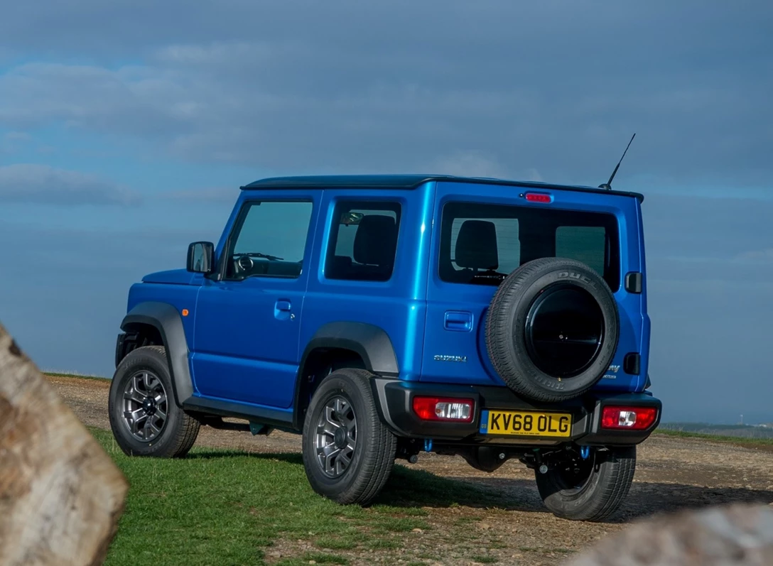 1654922-Suzuki-Jimny-2022-02.jpg