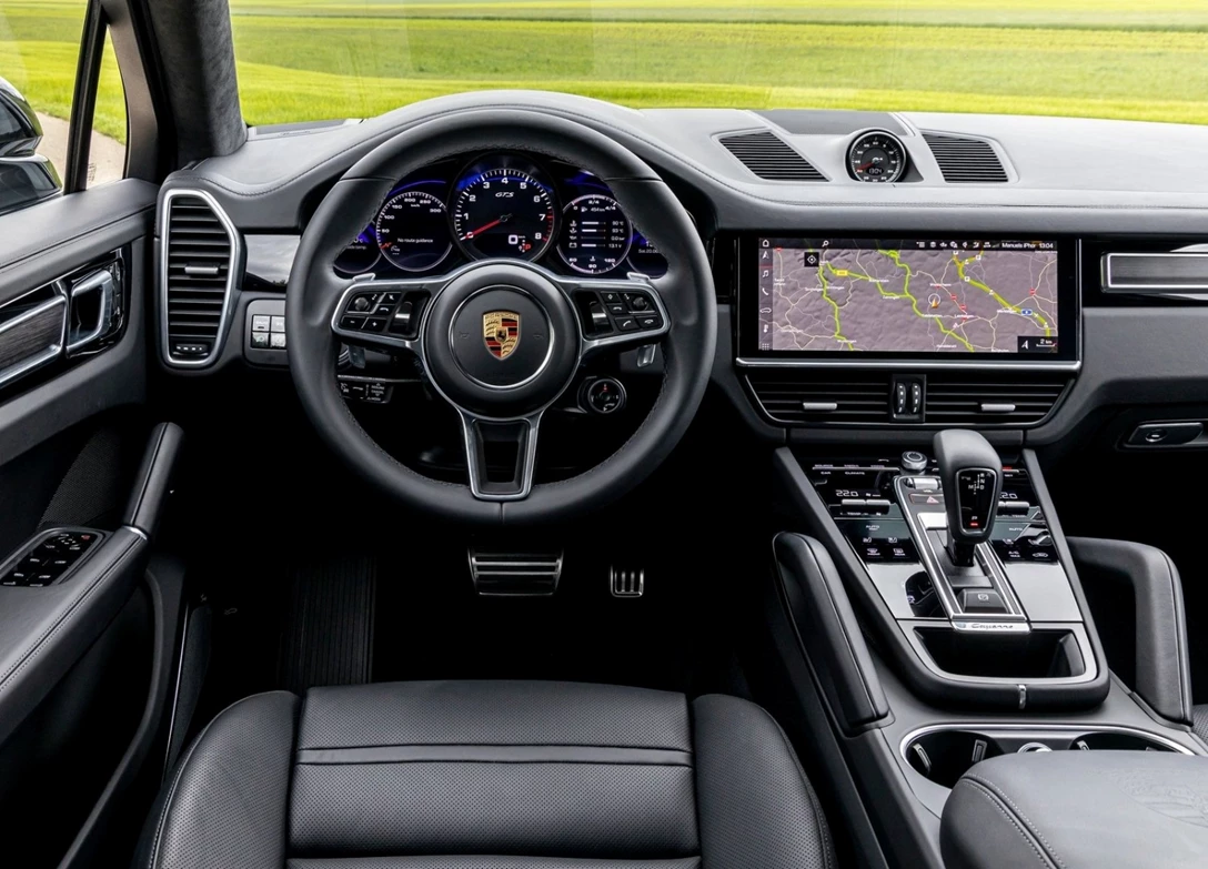 1703322-Porsche-Cayenne_Coupe-2024 (5).jpg