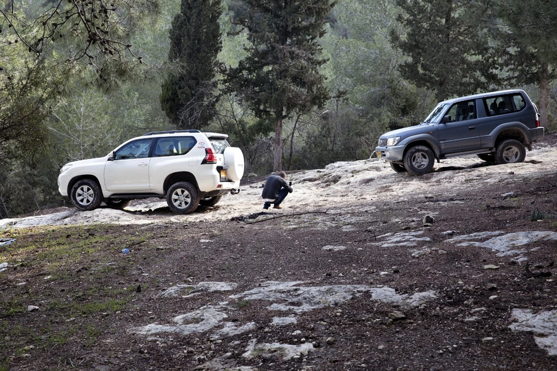 1616376-טויוטה לנד קרוזר קצר מבחן דרכים (3).jpg