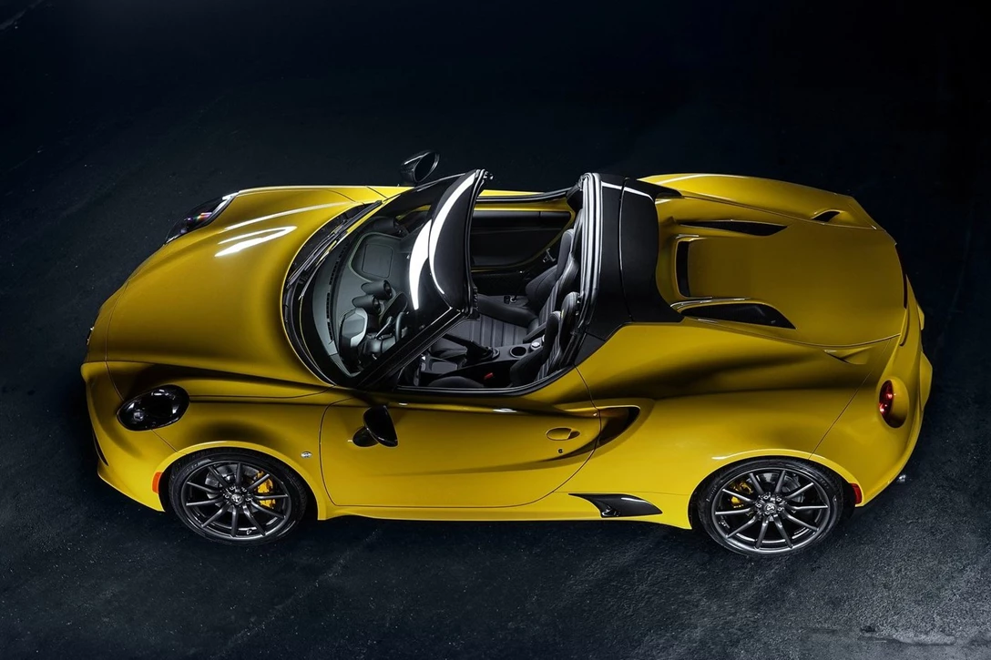 אלפא 4C קופה וספיידר