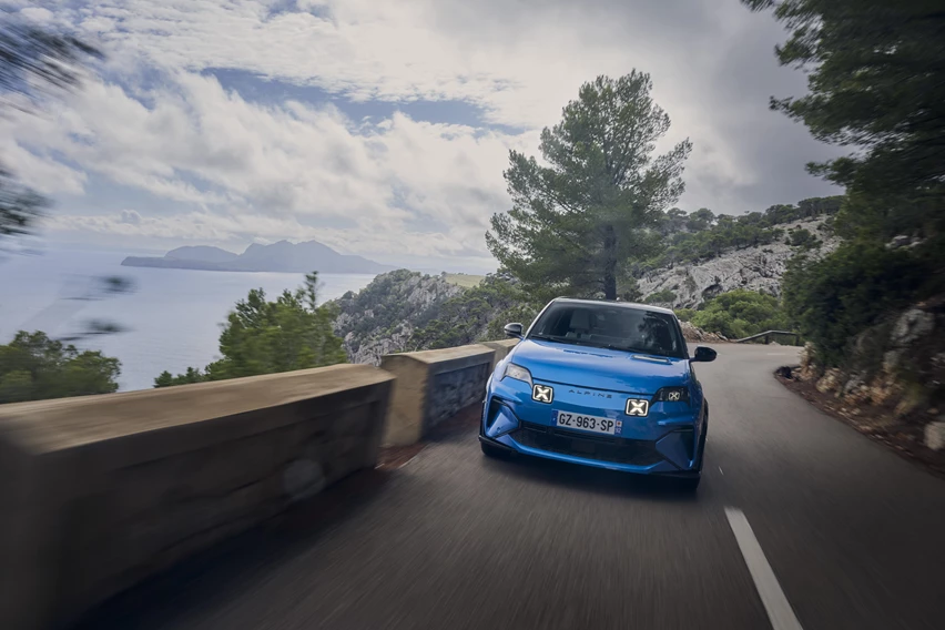 Alpine A290 GTS (19)-min.jpg