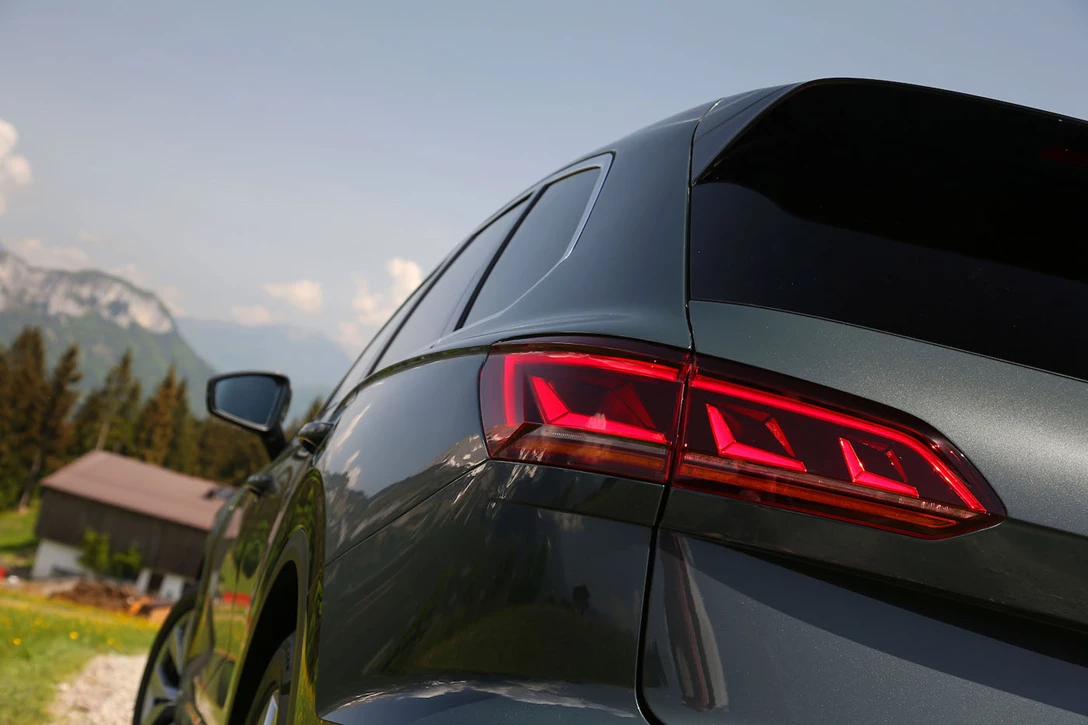 1595814-פולקסווגן טוארג - מבחן דרכים (השקה) (20).jpg