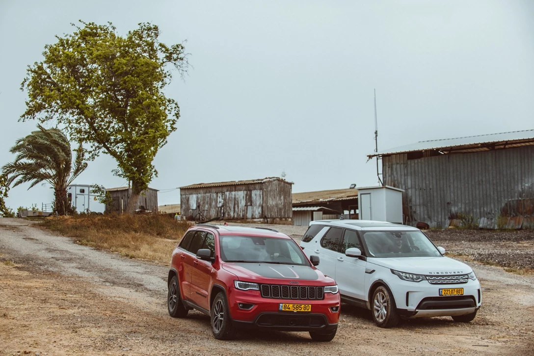 1604653-גרנד צירוקי מול דיסקו (2).jpg