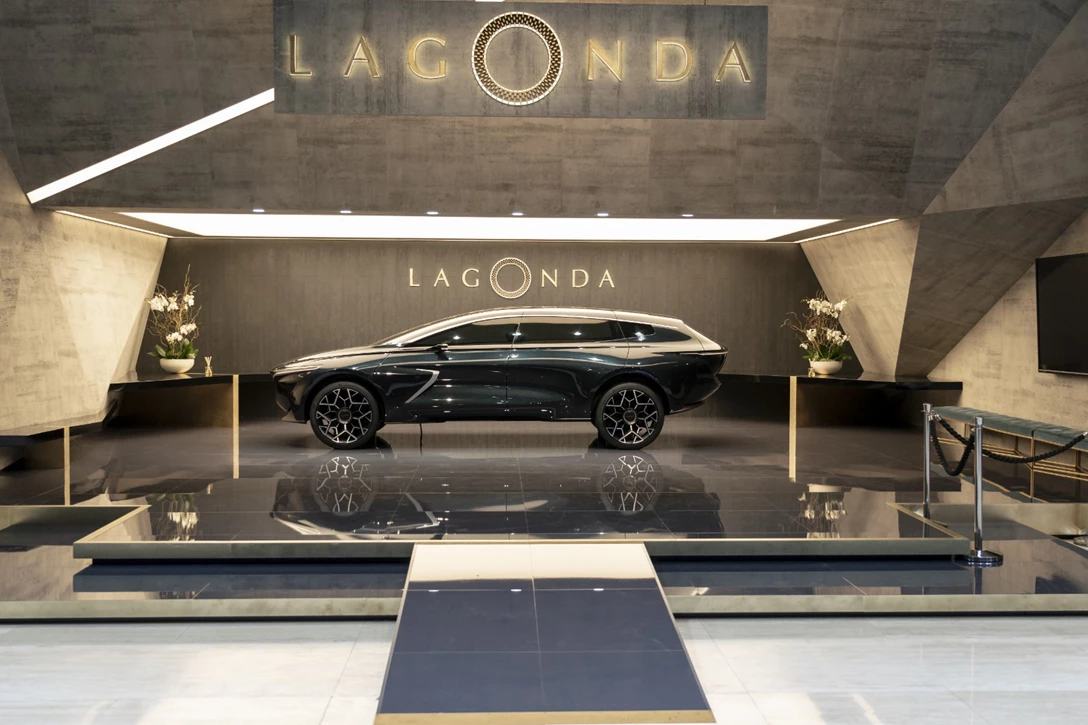 1613807-Lagonda (19).jpg