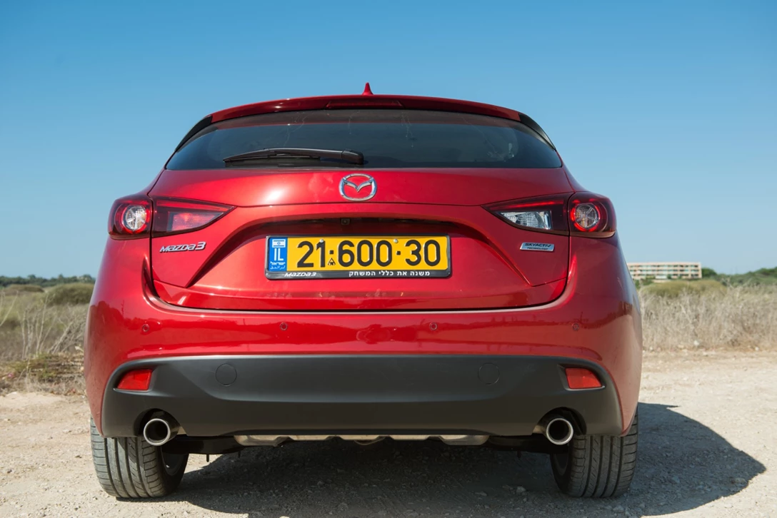 1616068-by benny doutsh-122.jpg