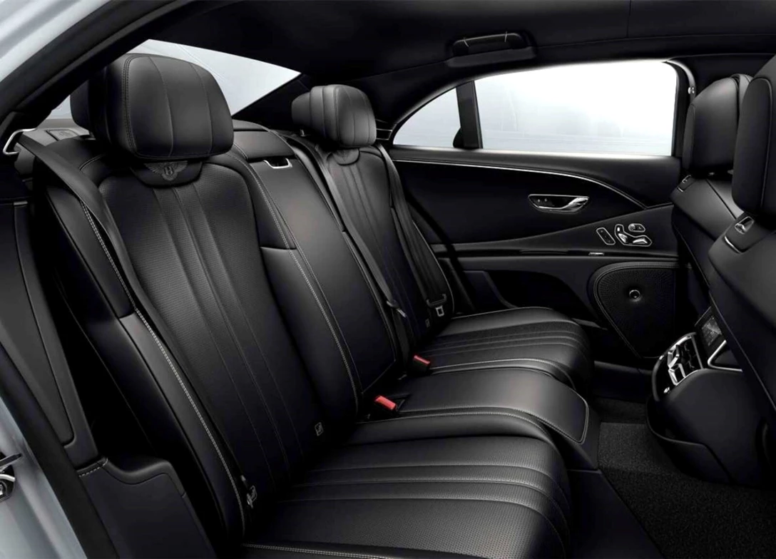 1700863-Bentley-Flying Spur-2024-11.jpg