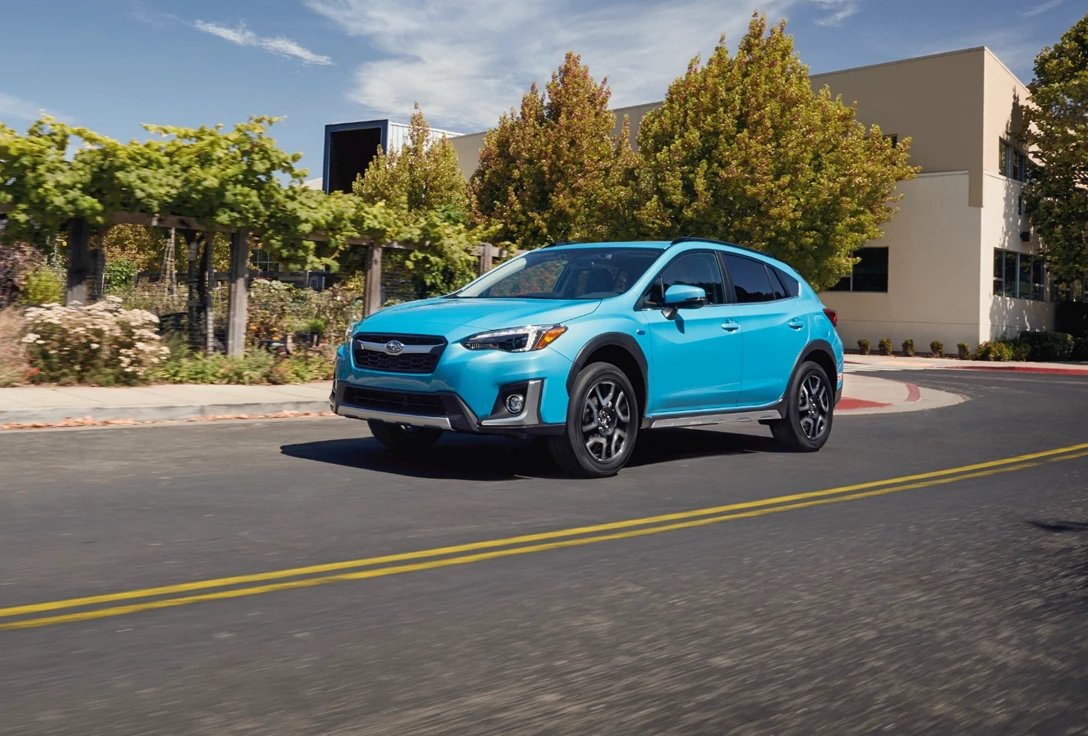 1607000-1._2019_Crosstrek_Hybrid.jpg