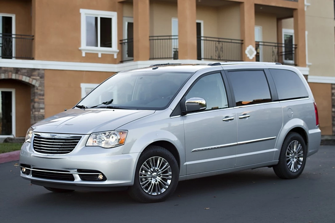 קרייזלר גרנד ויאג'ר 2012