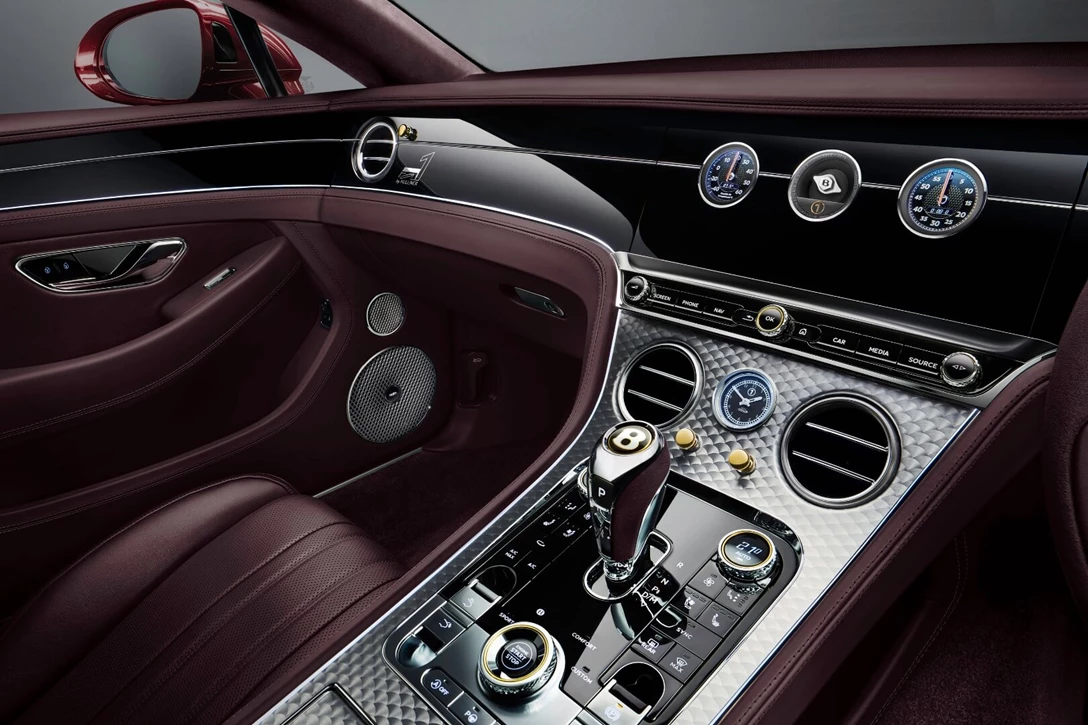 1618786-Continental GT Convertible Number 1 Edition by Mulliner (8).jpg