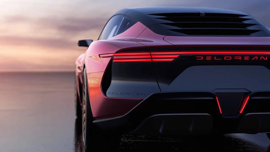 1665984-delorean-alpha5 (12).jpg