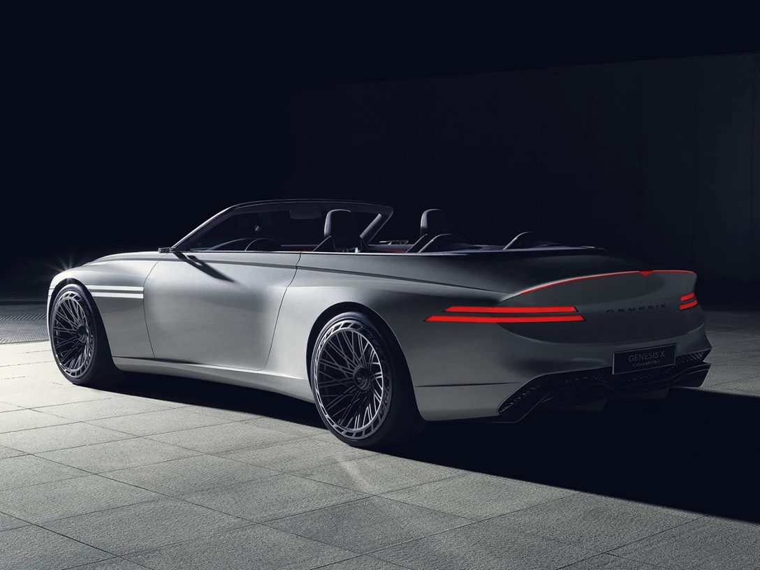 1677027-concept-car-genesis-x-convertible-gallery-exterior-03-pc-mo-1600x1200.jpg