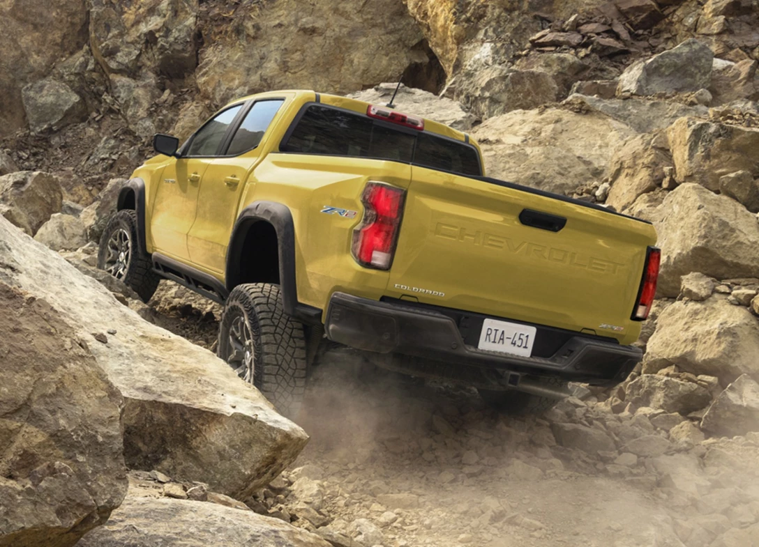 1701645-Chevrolet-Colorado_ZR2-2024-04.jpg