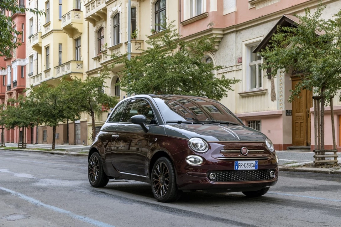 1604837-181012_Fiat_500-Collezione_05.jpg