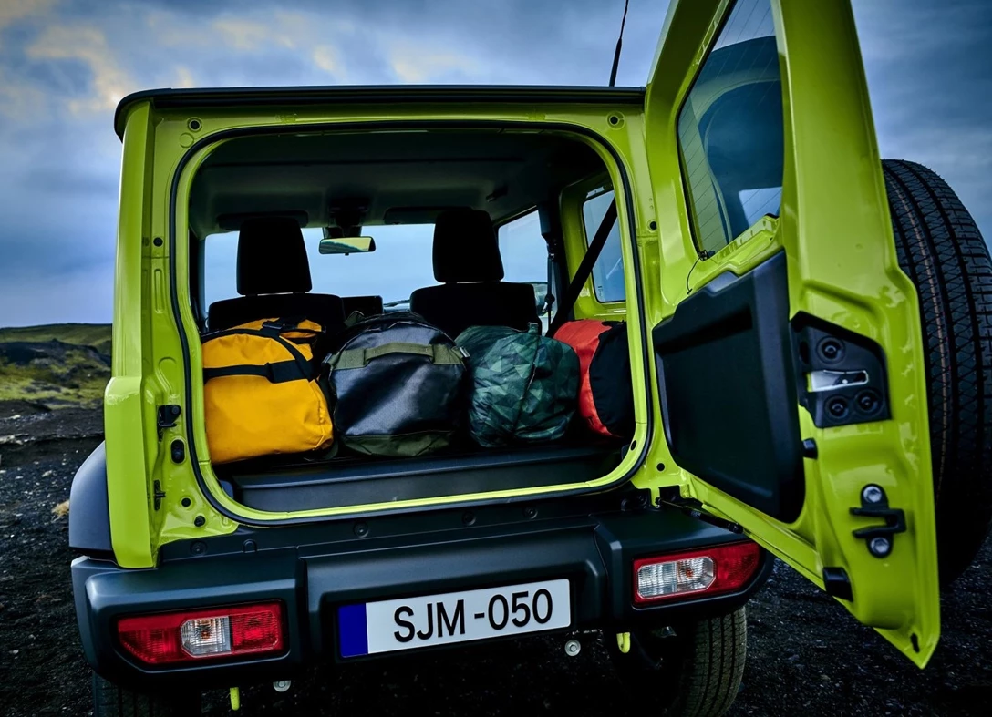 1654923-Suzuki-Jimny-2022-12.jpg