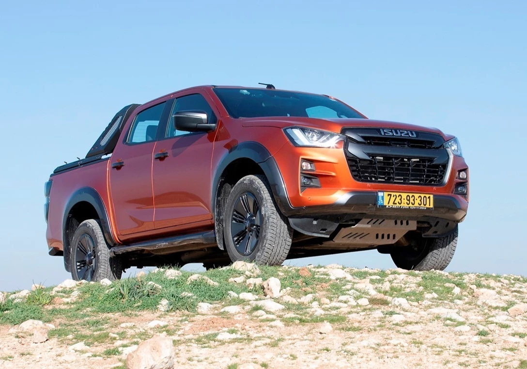 1662910-ISUZU D-MAX_2022-01.jpg