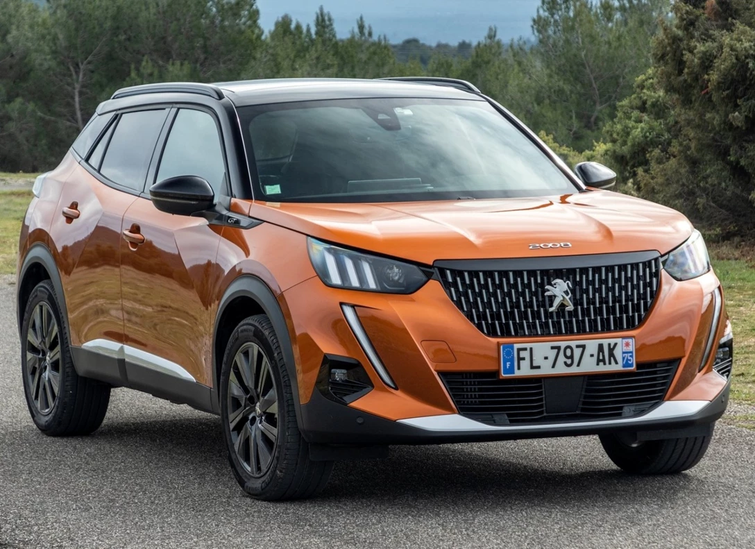 1653724-Peugeot-2008-2022-04.jpg