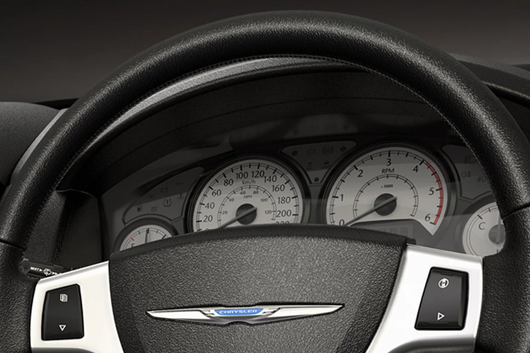 קרייזלר גרנד ויאג'ר 2012