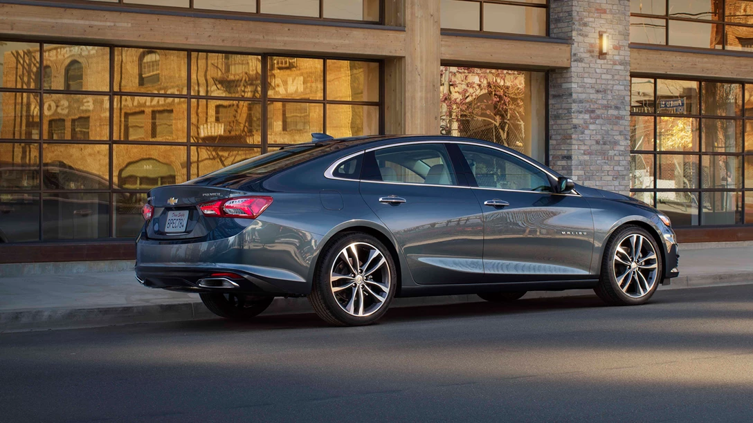 1593936-2019-Chevrolet-Malibu-006.jpg