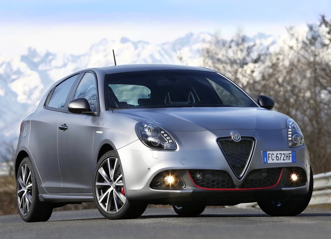 1658650-Alfa_Romeo-Giulietta-2018-01.jpg